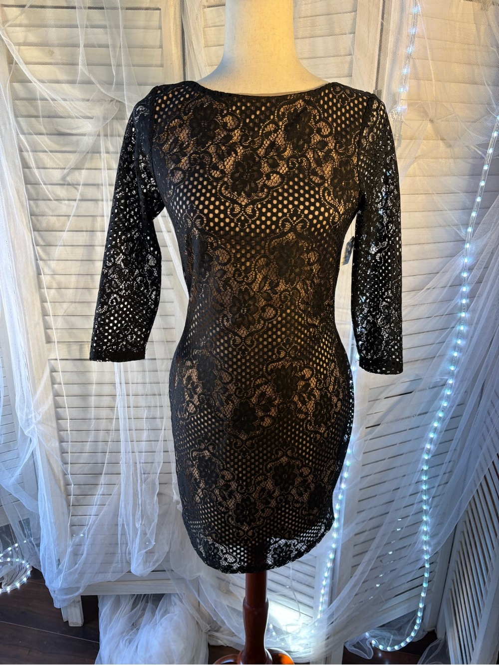 Topshop Black Lace Bodycon Dress with Three-Quarter Sleeves